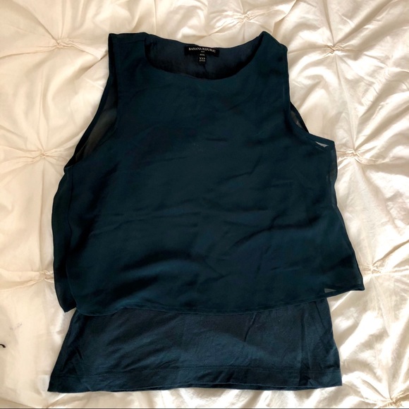 NWOT BR dark green top - Picture 1 of 5